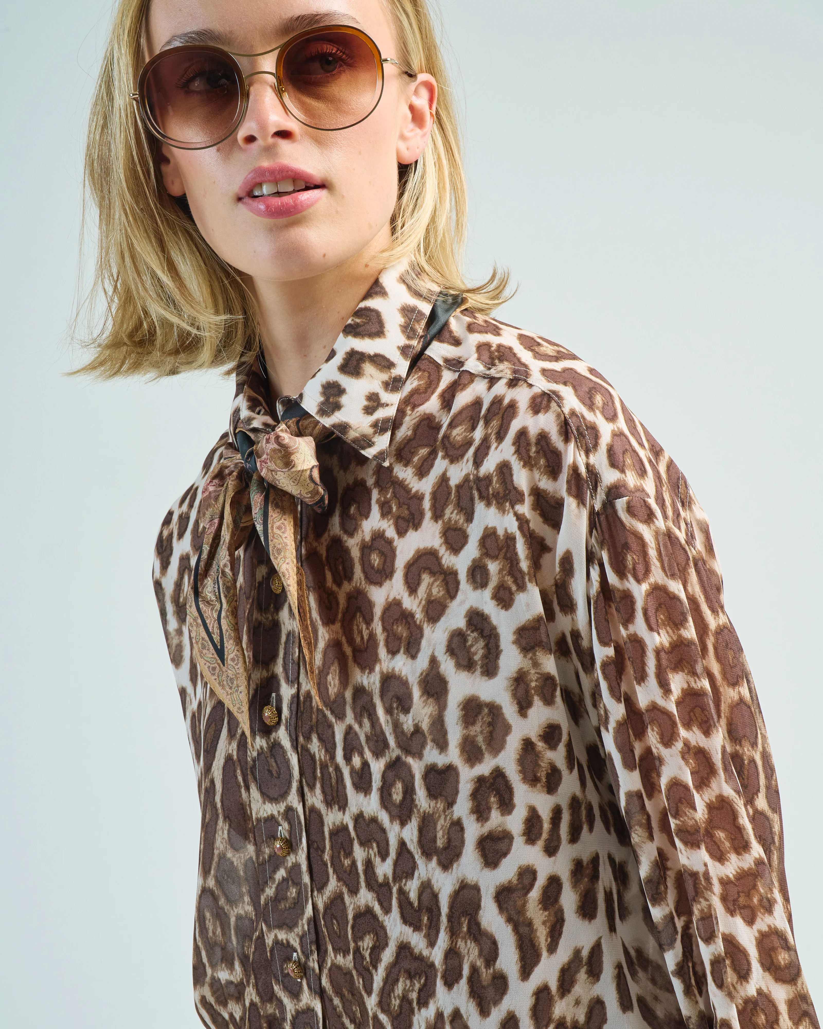 illustration leopard shirt - Image 5