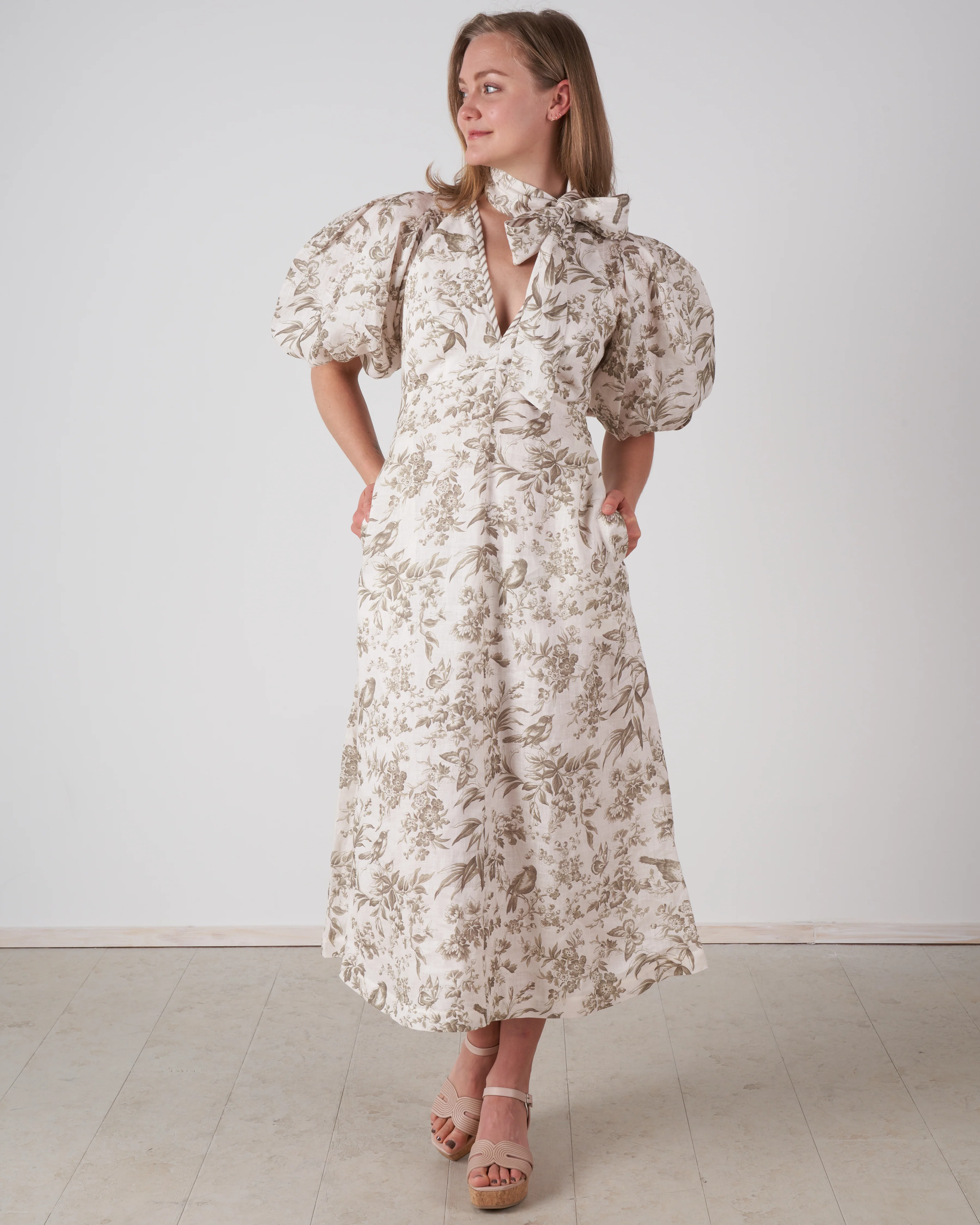 linen day midi dress - olive toile print - Image 2
