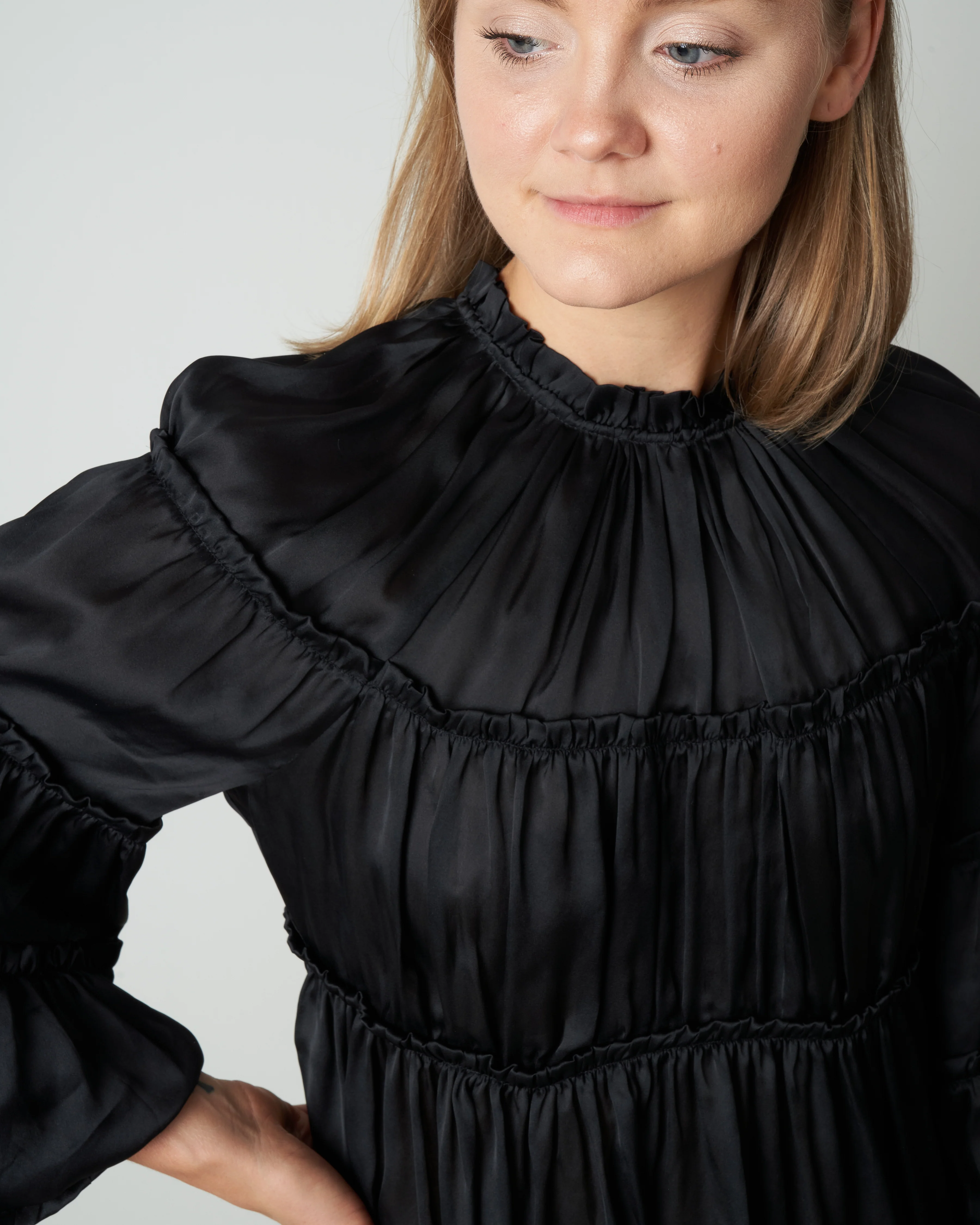 silk tiered blouse - black - Image 4